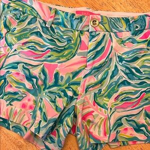 Lilly Pulitzer Colorful Tropical Print Women's Shorts